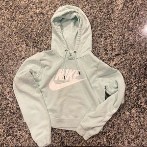 cropped nike hoodie